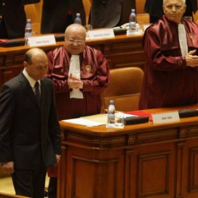 CCR a decis: Băsescu merge la Consiliul European